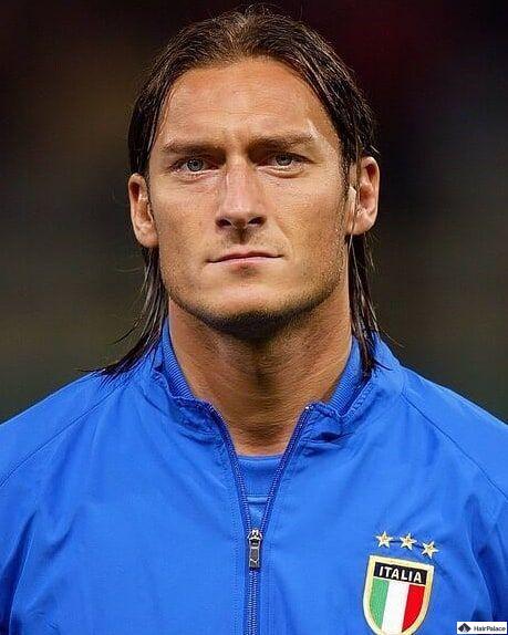 francesco totti ha provato una nuova acconciatura ai mondiali