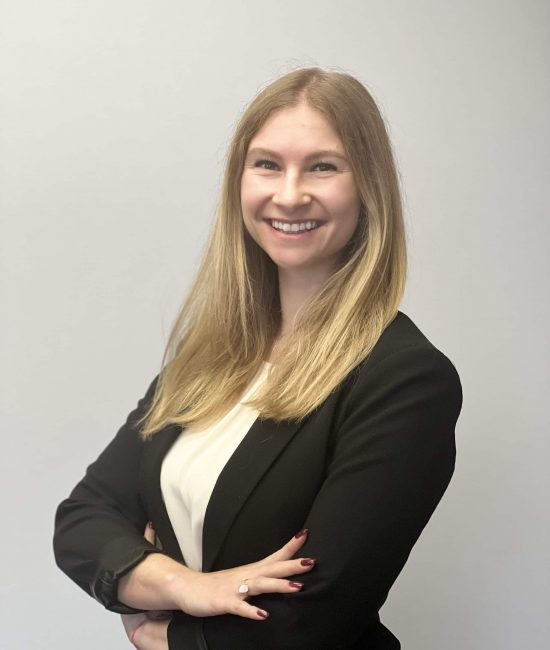 julia-oswald julia-oswald